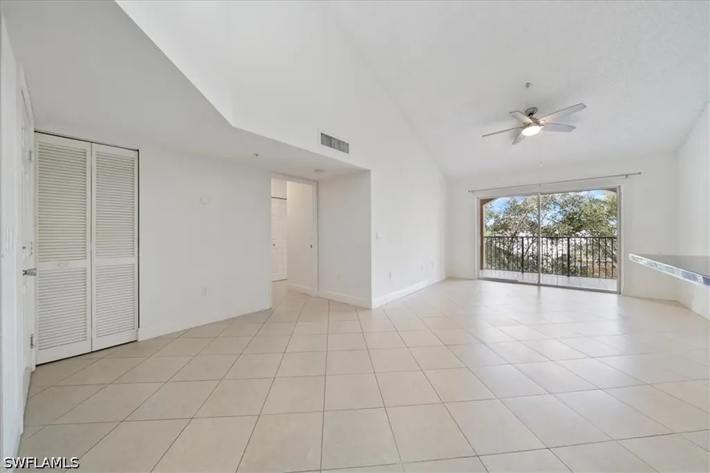 1210 Wildwood Lakes Boulevard Naples FL 34104