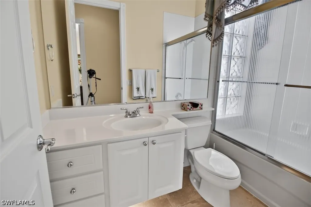 7919 Valentina Court Naples FL 34114