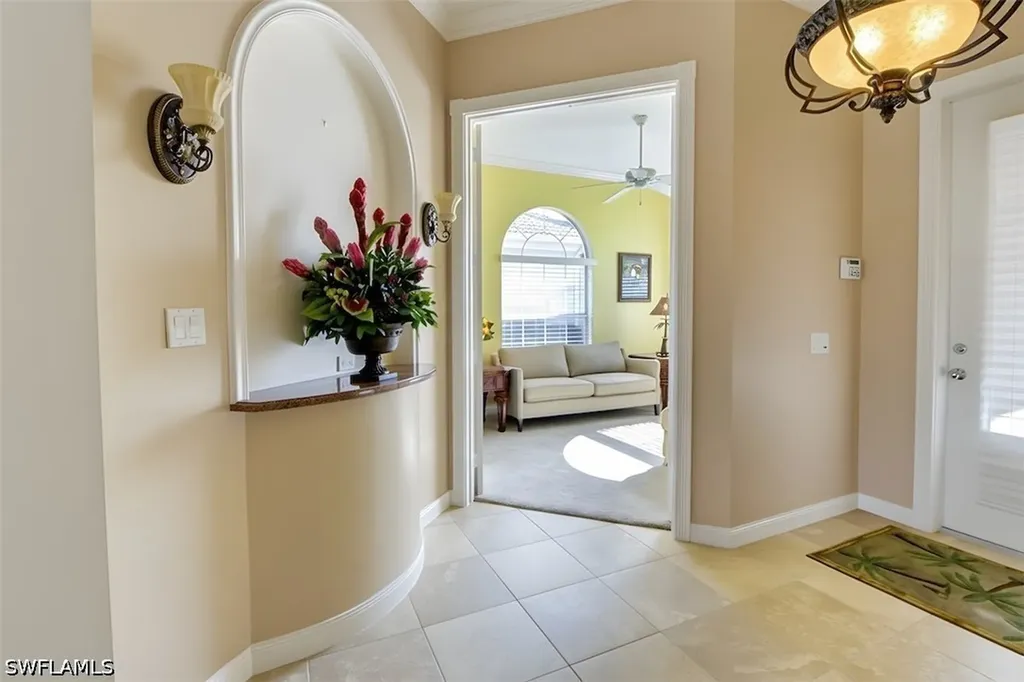 7919 Valentina Court Naples FL 34114