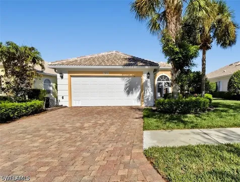7919 Valentina Court Naples FL 34114