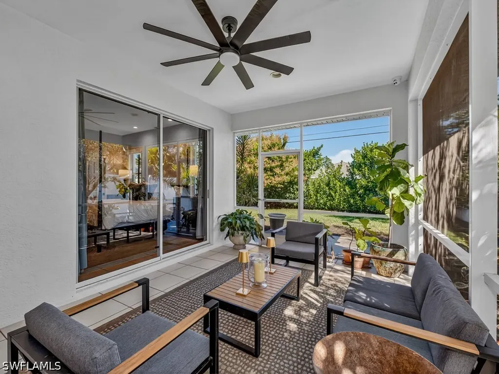 585 104th Avenue N Naples FL 34108