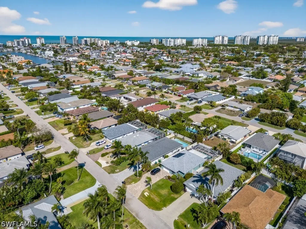585 104th Avenue N Naples FL 34108