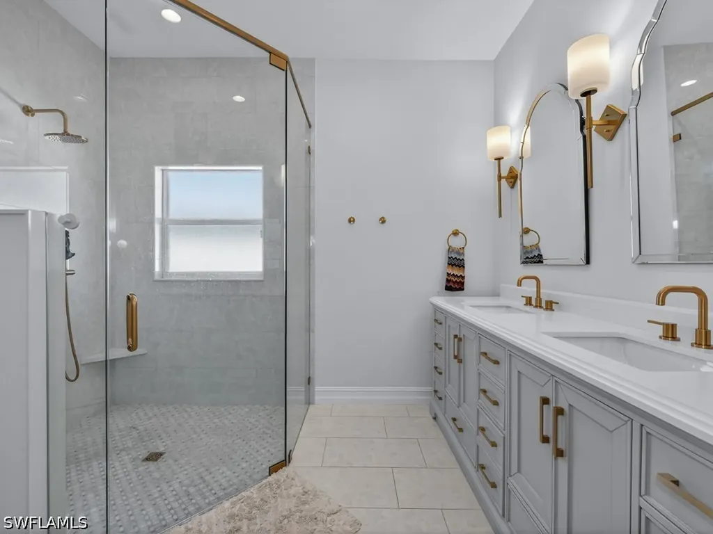 585 104th Avenue N Naples FL 34108