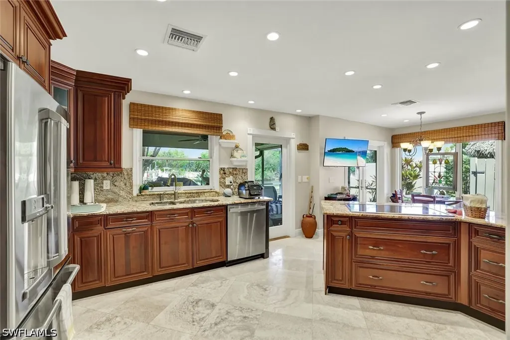 2361 Longboat Drive Naples FL 34104