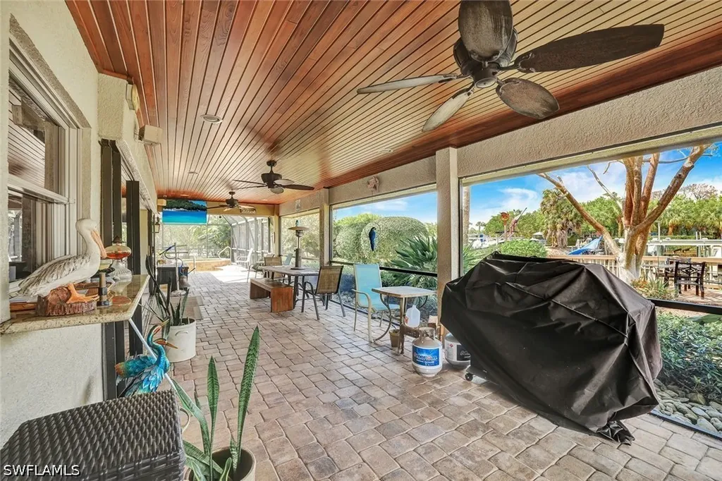 2361 Longboat Drive Naples FL 34104