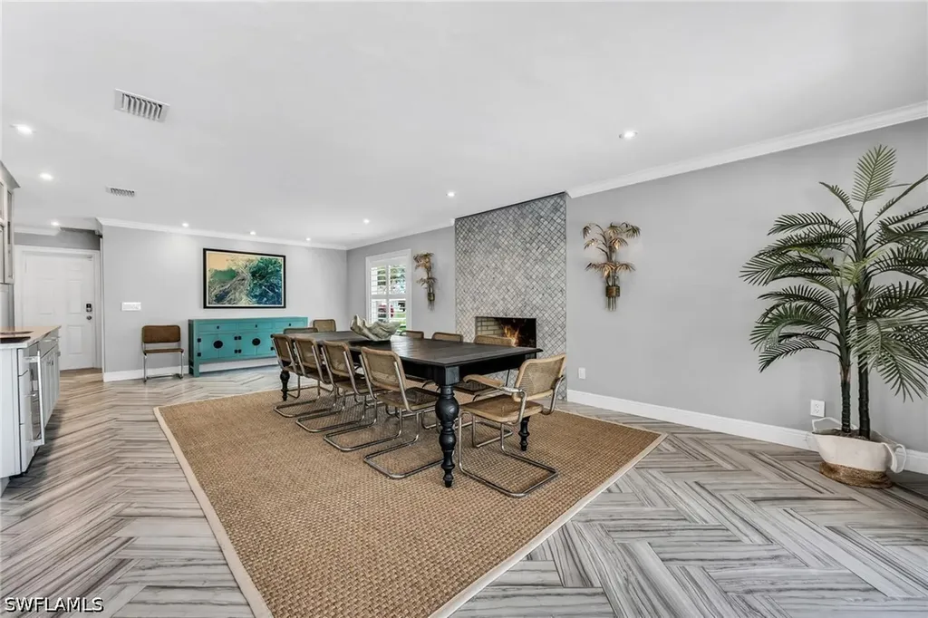 1966 Imperial Golf Course Boulevard Naples FL 34110