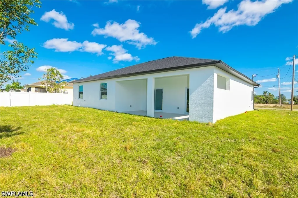 1515 Nelson Road N Cape Coral FL 33993