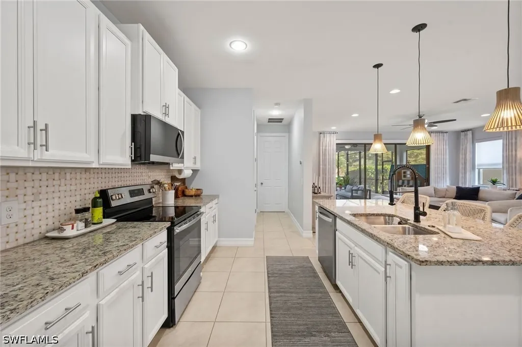 16266 Aberdeen Way Naples FL 34110