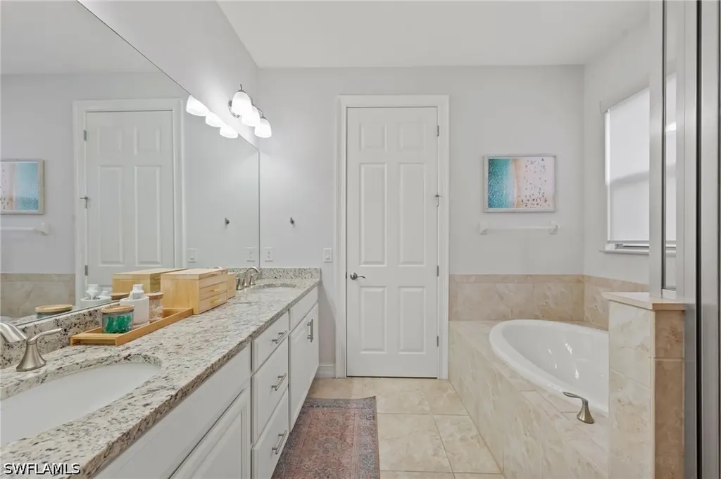 16266 Aberdeen Way Naples FL 34110