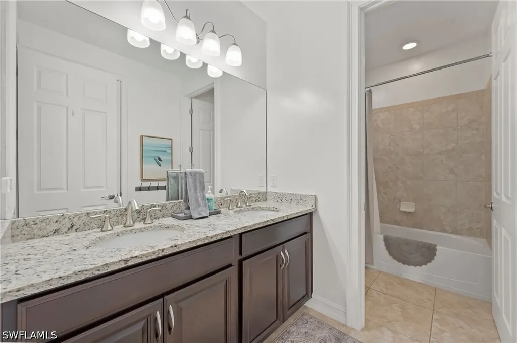 16266 Aberdeen Way Naples FL 34110