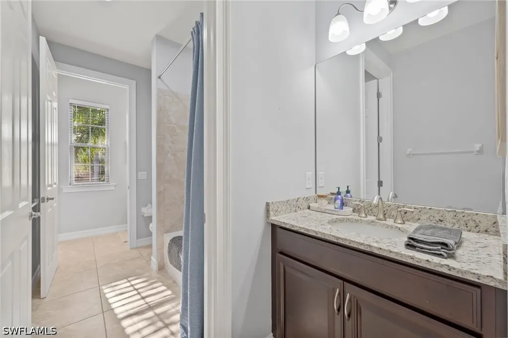 16266 Aberdeen Way Naples FL 34110