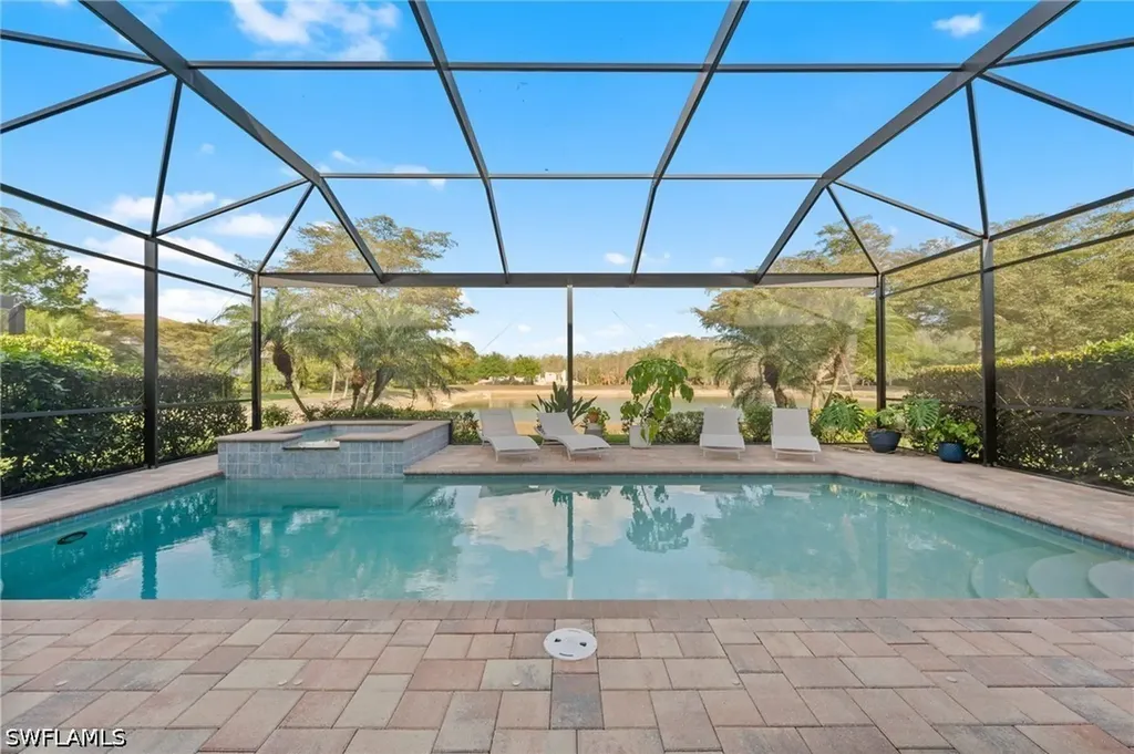 16266 Aberdeen Way Naples FL 34110