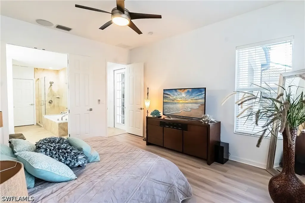 12848 Brynwood Way Naples FL 34105