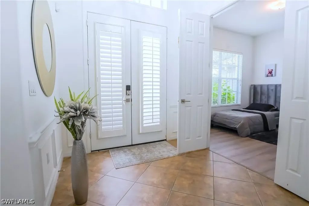 12848 Brynwood Way Naples FL 34105