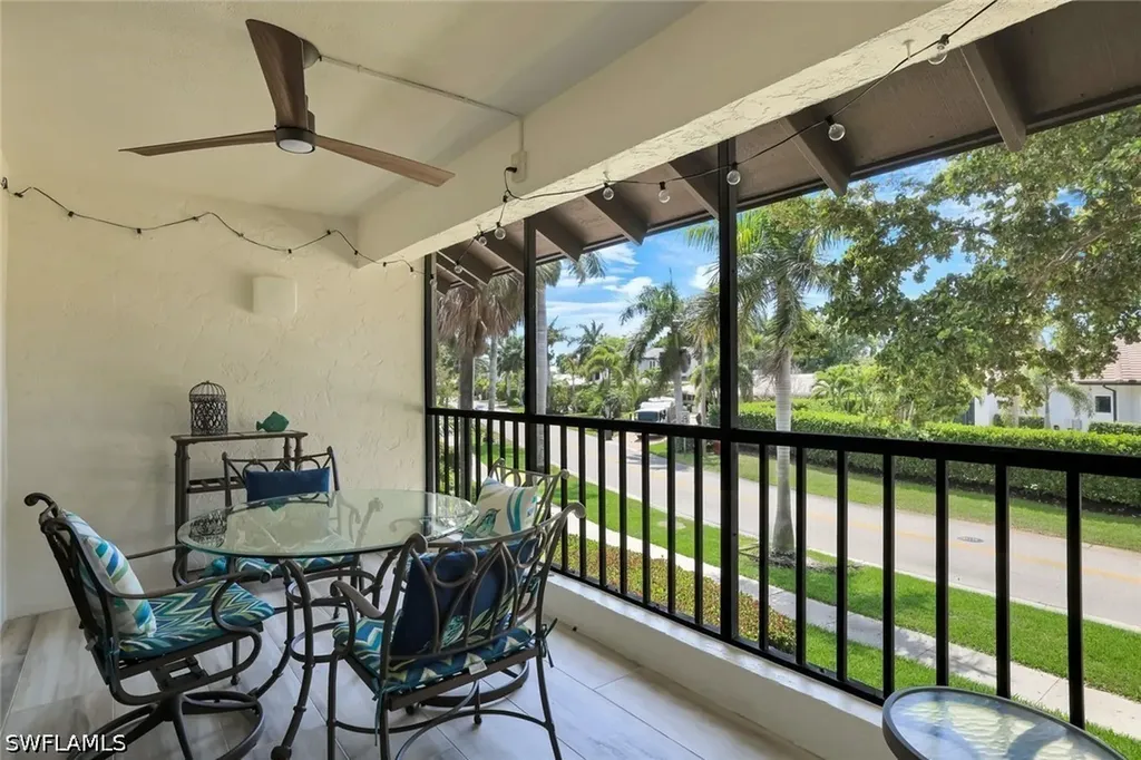 4092 Belair Lane Naples FL 34103