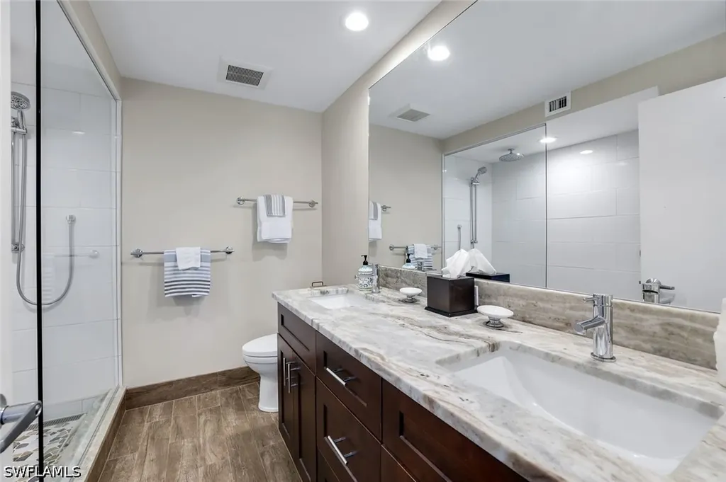 4092 Belair Lane Naples FL 34103