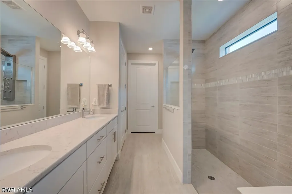9712 Everglades Drive Naples FL 34120