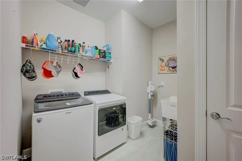 9712 Everglades Drive Naples FL 34120