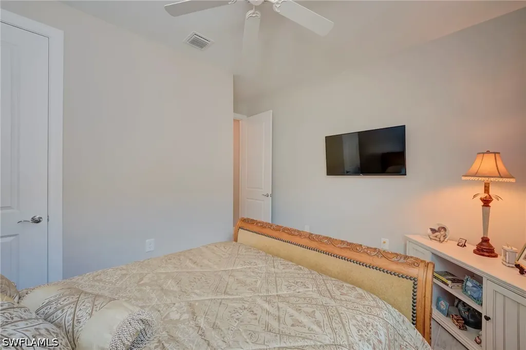 9712 Everglades Drive Naples FL 34120