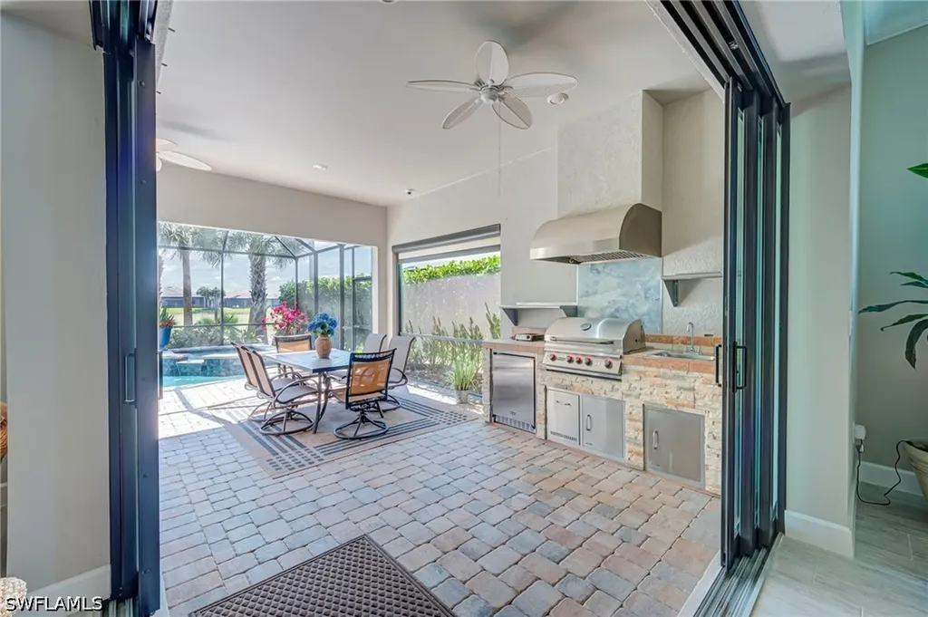 9712 Everglades Drive Naples FL 34120