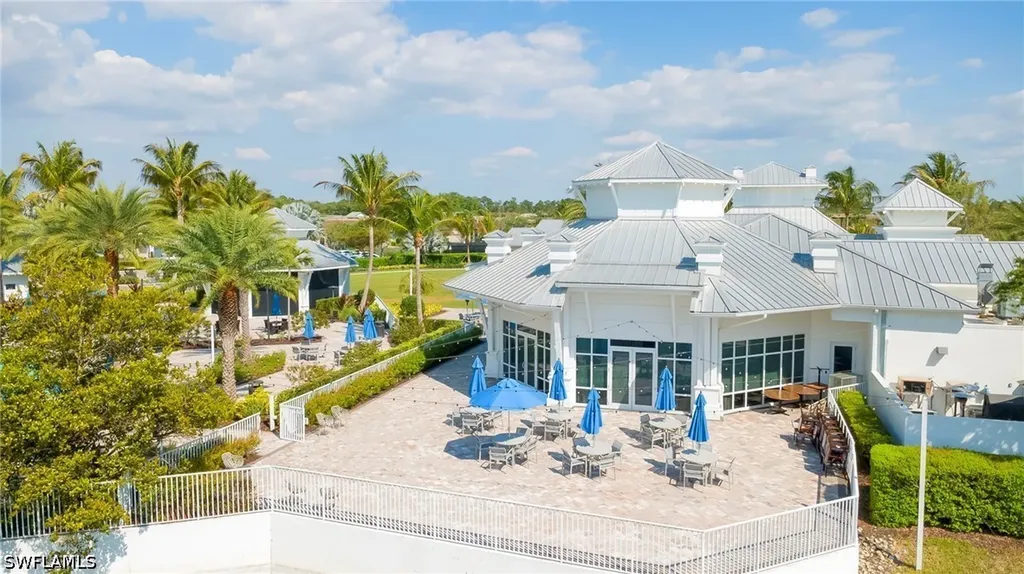 9712 Everglades Drive Naples FL 34120
