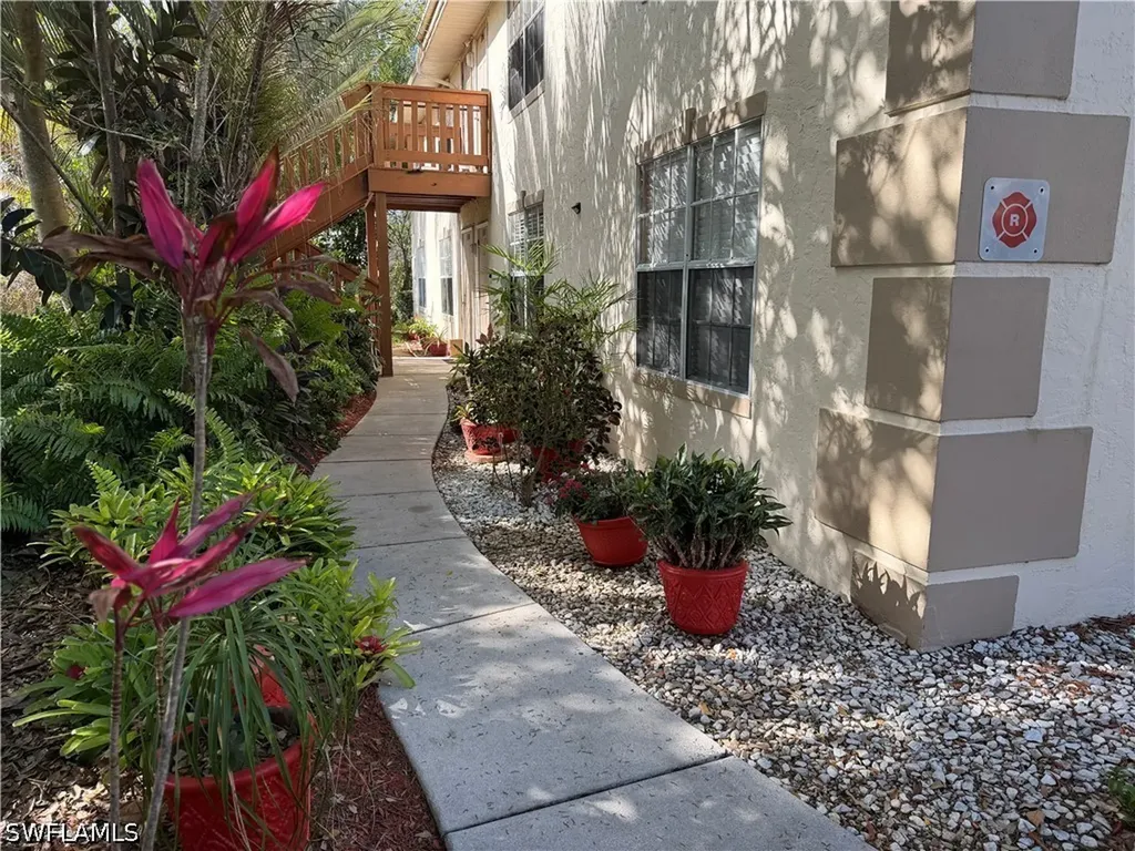 5352 16th Place SW Naples FL 34116