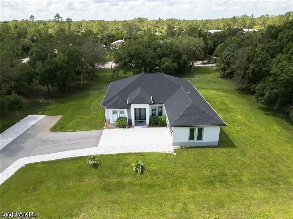 109 14th Street SE Naples FL 34117