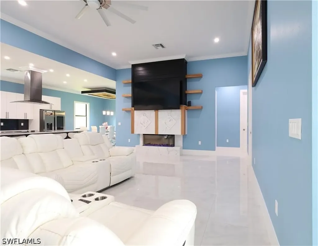 109 14th Street SE Naples FL 34117