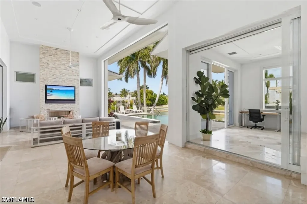 1467 Marlin Drive Naples FL 34102