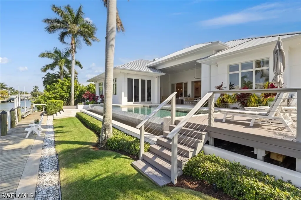 1467 Marlin Drive Naples FL 34102