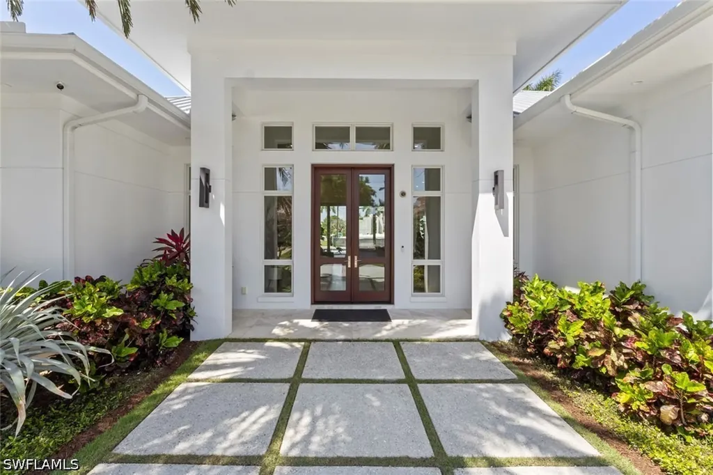 1467 Marlin Drive Naples FL 34102