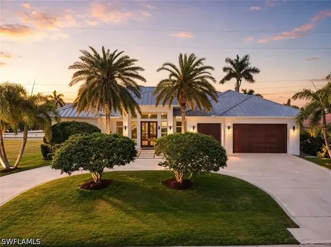 1467 Marlin Drive Naples FL 34102