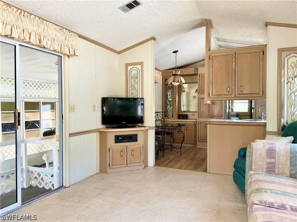 251 Bass Lane Naples FL 34145