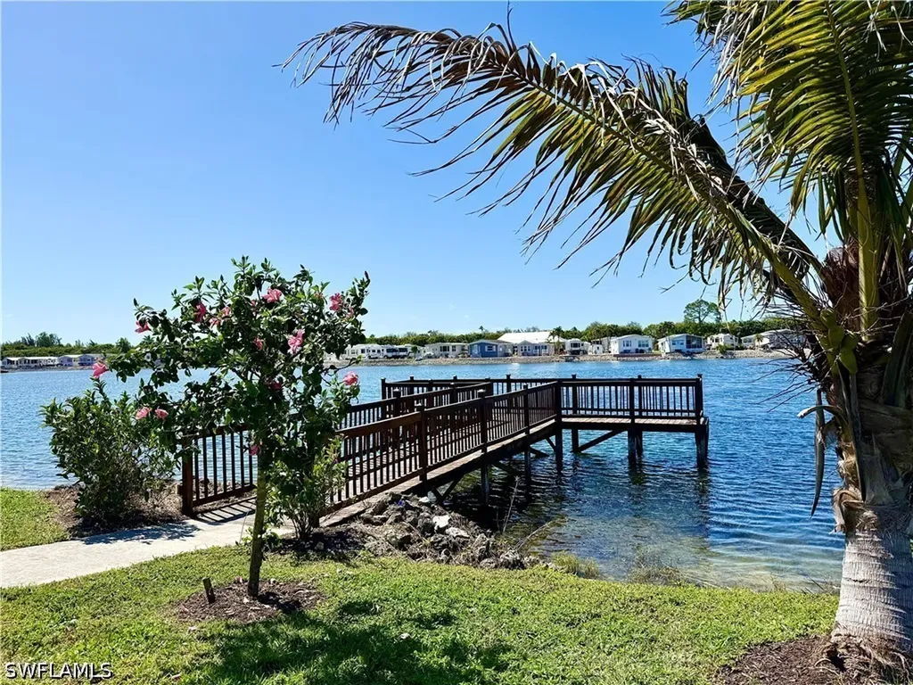 251 Bass Lane Naples FL 34145