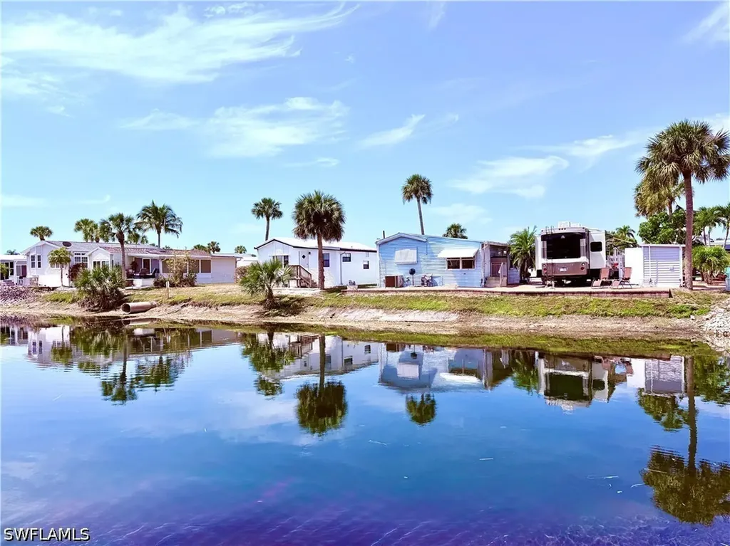 251 Bass Lane Naples FL 34145