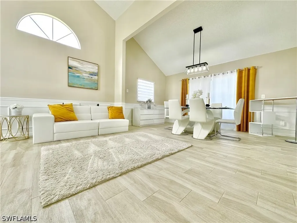 3639 Kent Drive Naples FL 34112