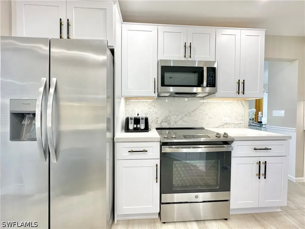 3639 Kent Drive Naples FL 34112