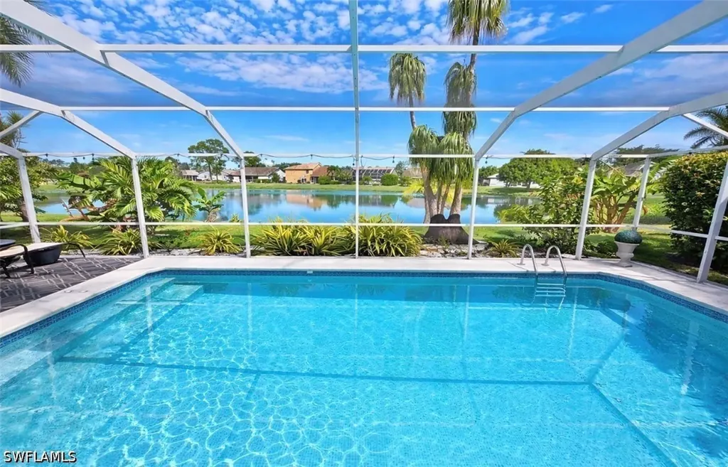3639 Kent Drive Naples FL 34112