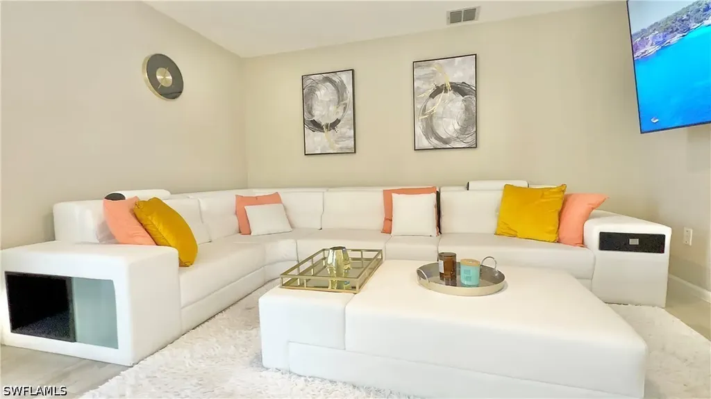 3639 Kent Drive Naples FL 34112