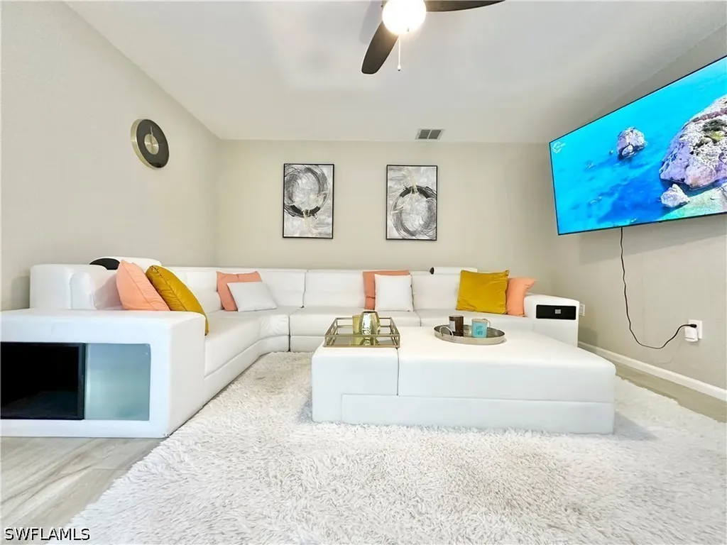 3639 Kent Drive Naples FL 34112