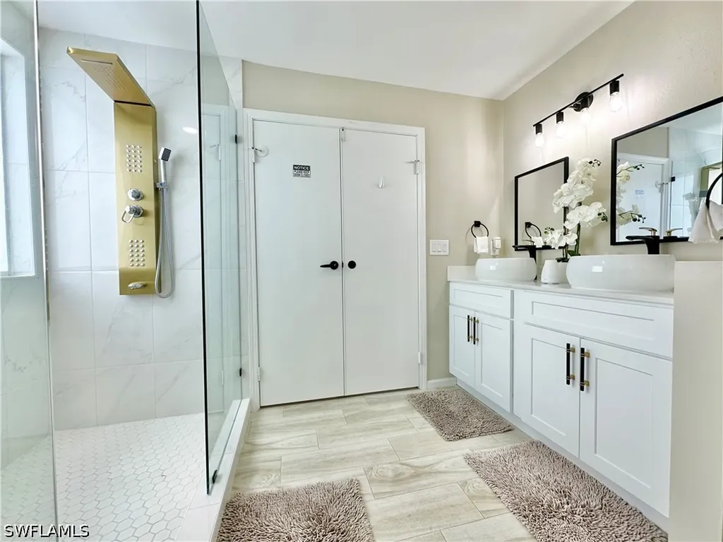 3639 Kent Drive Naples FL 34112