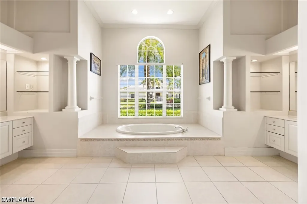 5215 Old Gallows Way Naples FL 34105