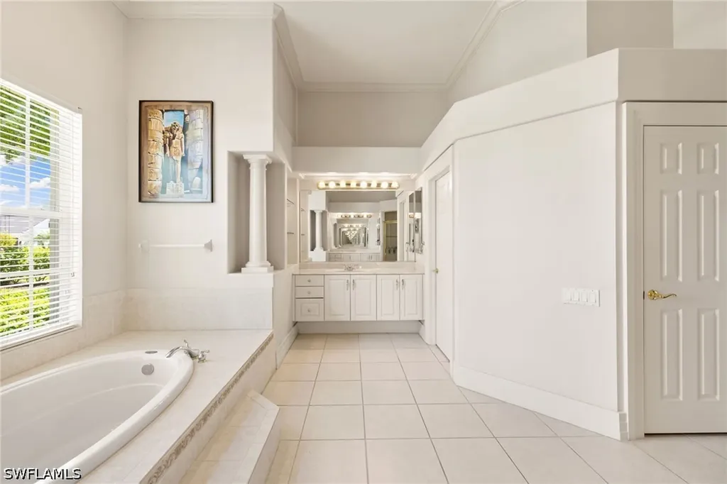 5215 Old Gallows Way Naples FL 34105