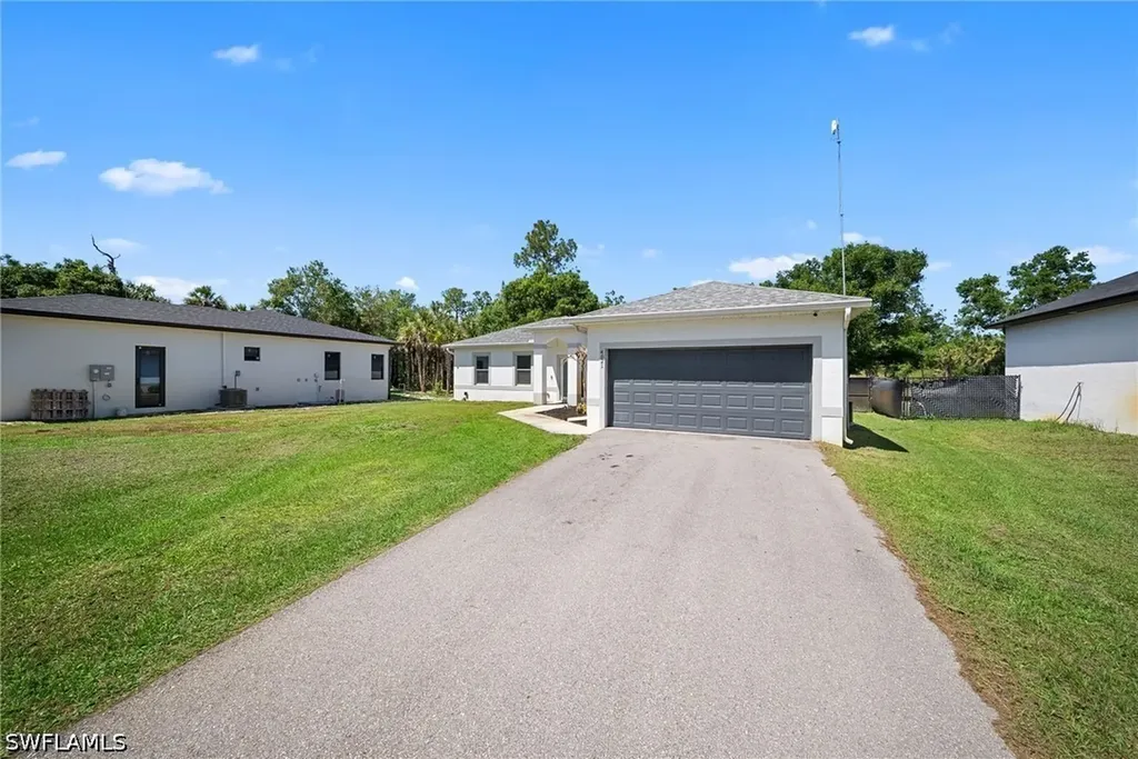 4021 32nd Avenue SE Naples FL 34117