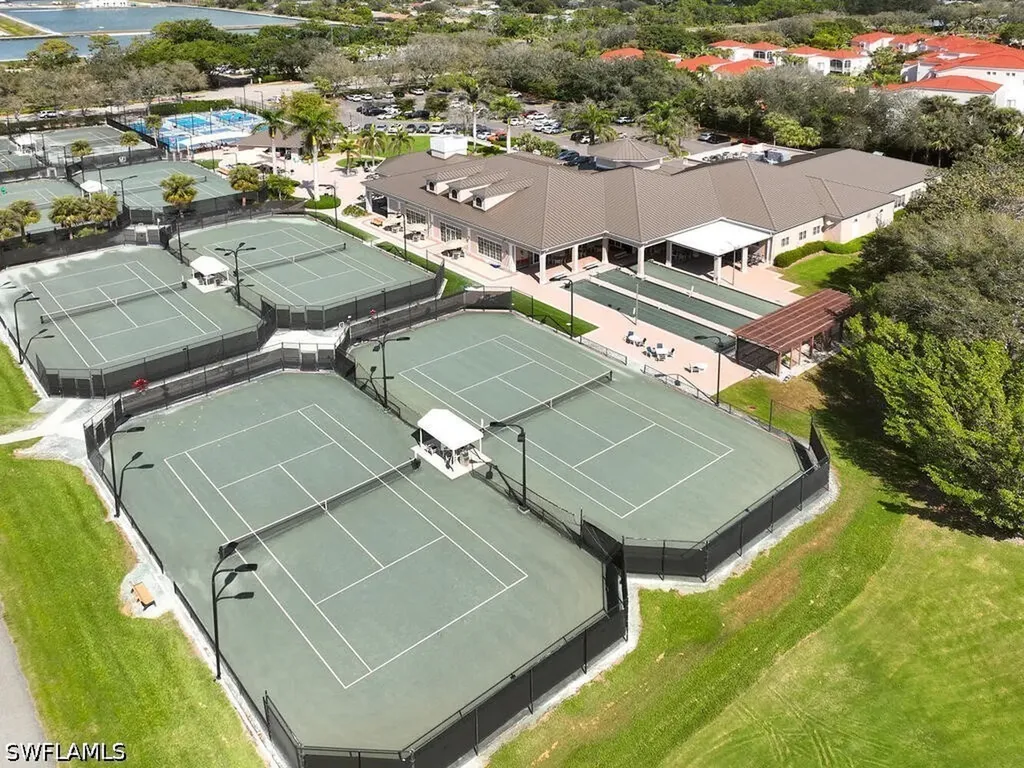 8859 Ventura Way Naples FL 34109