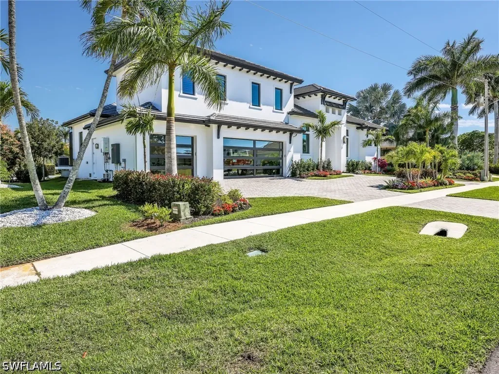 1749 Wavecrest Court Marco Island FL 34145