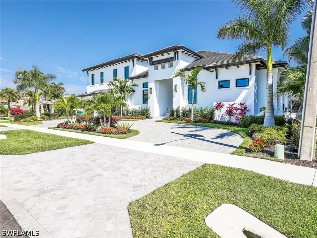 1749 Wavecrest Court Marco Island FL 34145