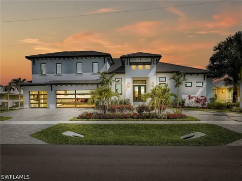 1749 Wavecrest Court Marco Island FL 34145
