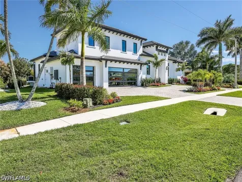 1749 Wavecrest Court Marco Island FL 34145