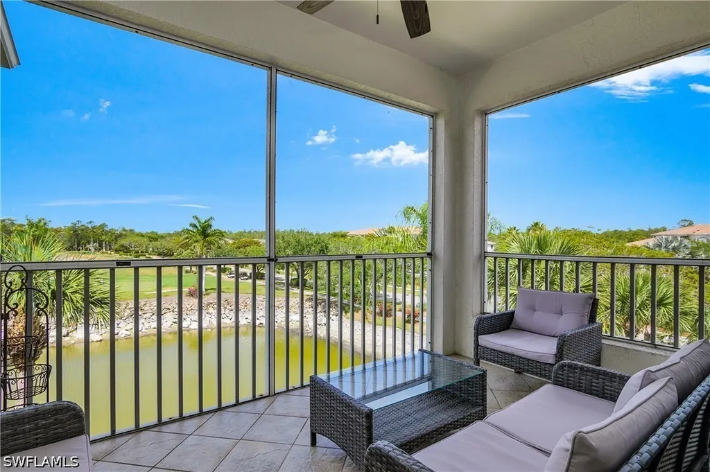 7505 Stoneybrook Drive Naples FL 34112